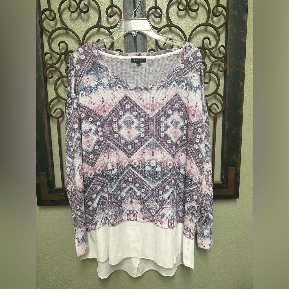 Kiara sweater with extended layer
